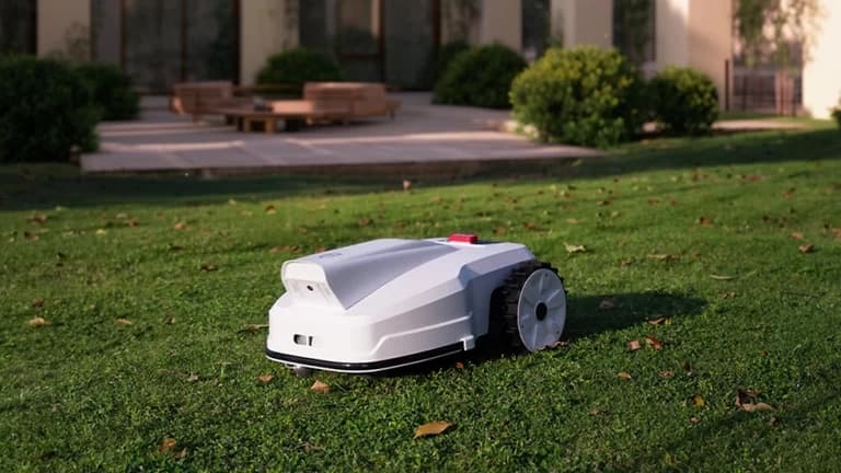 FJD FV2000 Robotinė Žoliapjovė